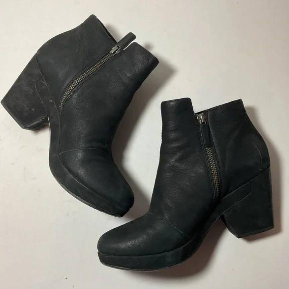 Eileen Fisher Black Leather Booties - Picture 2 of 14